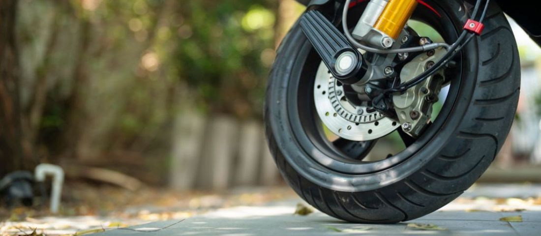 presión de los neumáticos de tu moto