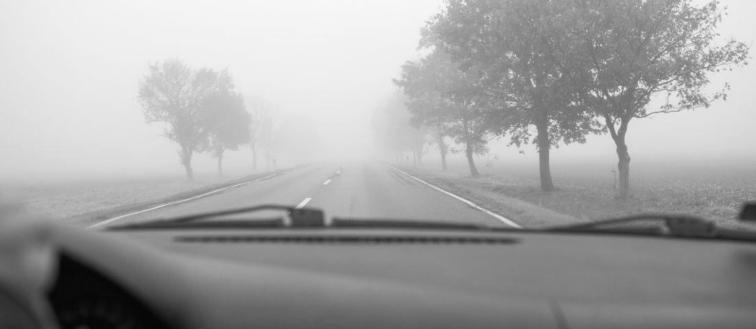 5 consejos para conducir con niebla